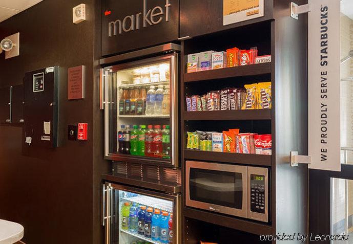 Courtyard By Marriott Monroe Airport Hotel Екстериор снимка