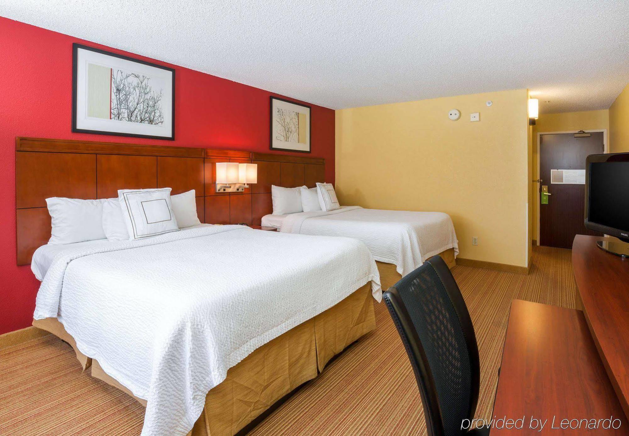 Courtyard By Marriott Monroe Airport Hotel Екстериор снимка